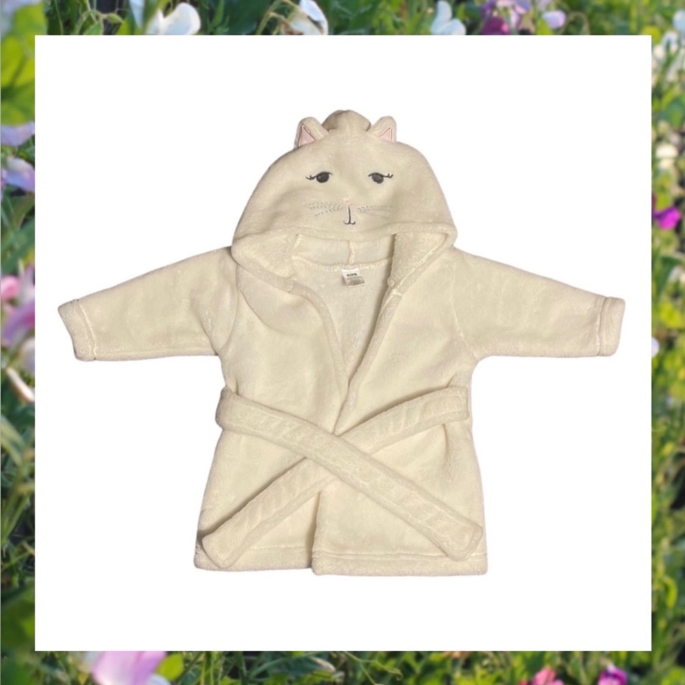 Adorable Baby Bathrobe with Cat Hood - 0-9 Months